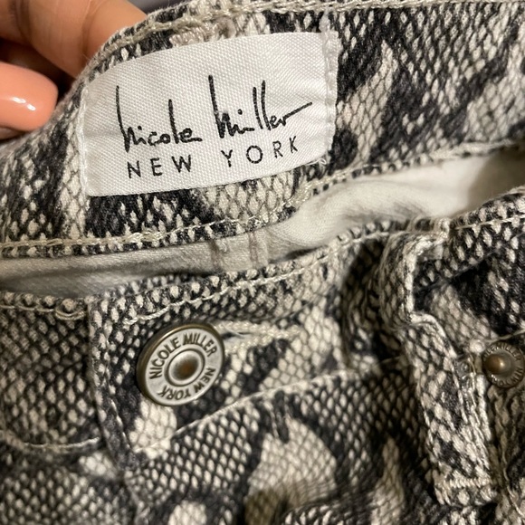 Nicole Miller New York Corduroy Textured Python Print Pants sz 14 - Picture 4 of 16